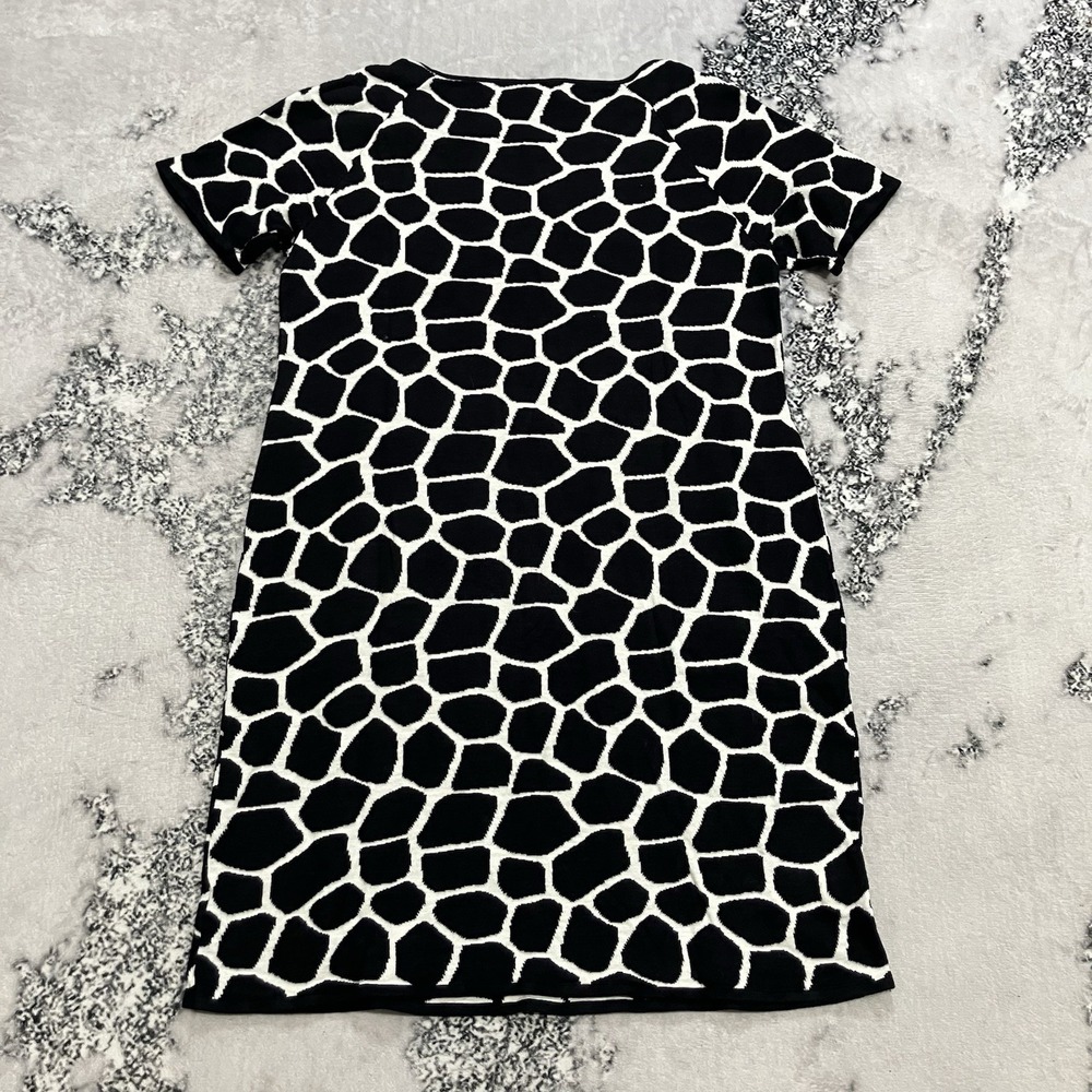 Talbots Black White Animal Print Knit Dress Womens Size Large Short‎ Sleeve - Picture 5 of 8